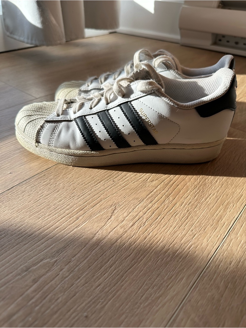 Adidas Superstar White Sneakers - 5W